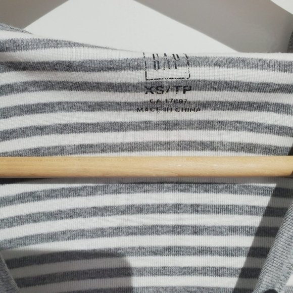 Gap Y2K Semi Cropped Striped Hooded Cardigan - Picture 11 of 12